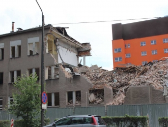 Rozbiórki budynku onkologii w Lublinie